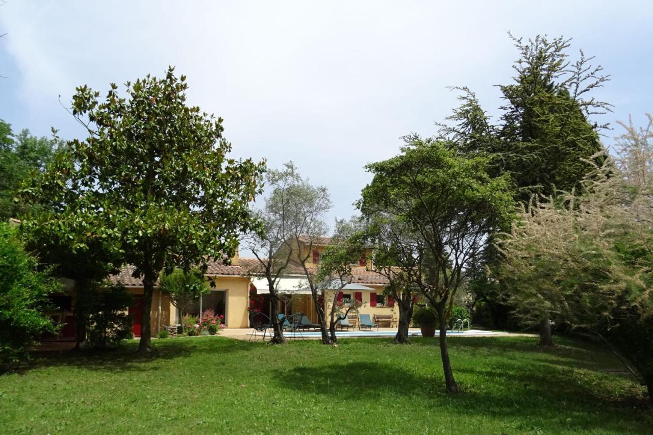 The Blue Tit - Private Swimming Pool Βίλα LʼIsle-sur-la-Sorgue Εξωτερικό φωτογραφία