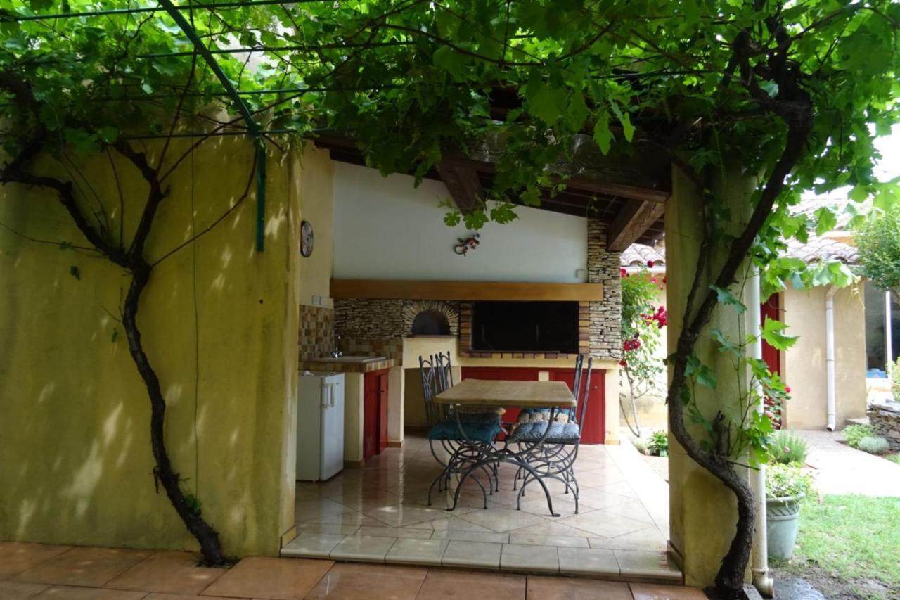 The Blue Tit - Private Swimming Pool Βίλα LʼIsle-sur-la-Sorgue Εξωτερικό φωτογραφία